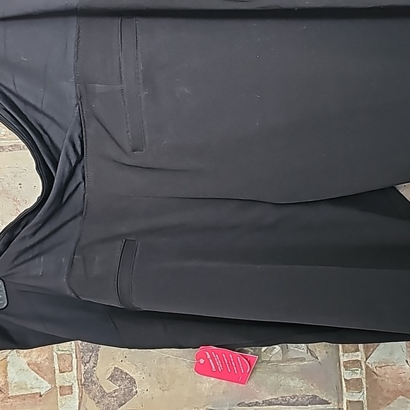 NWT isabel Maternity by Ingrid & Isabel crossover Panel pants boot cut - Picture 6 of 10